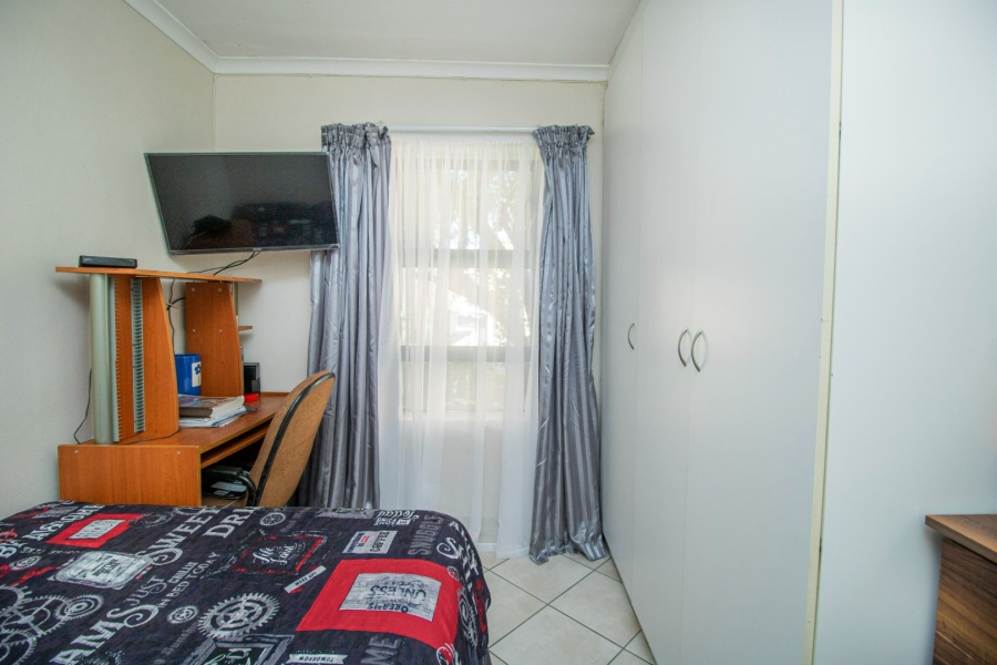 2 Bedroom Property for Sale in Fairview Golf Estate Western Cape